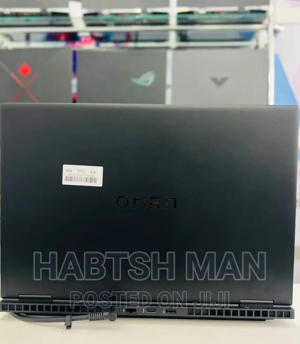 New Laptop HP Omen 15 16GB AMD Ryzen 7 SSD 1T