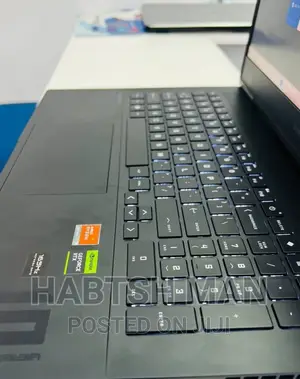 New Laptop HP Omen 15 16GB AMD Ryzen 7 SSD 1T