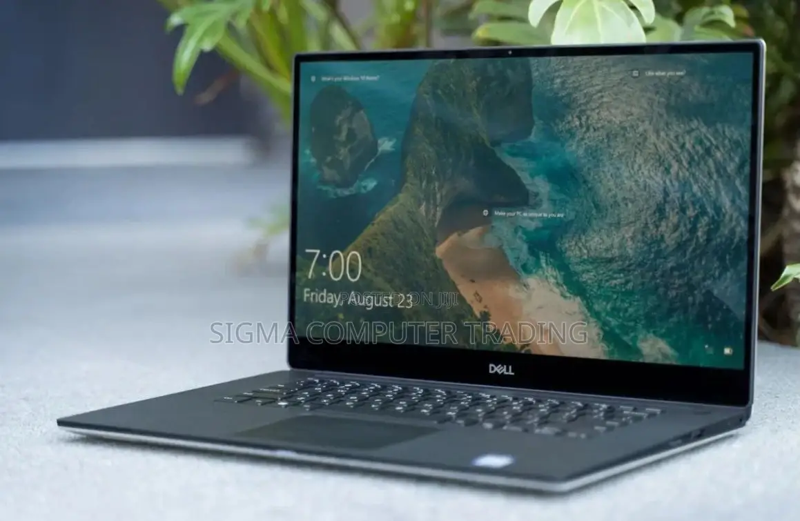 New Laptop Dell Precision 5520 16GB Intel Core I7 SSD 512GB