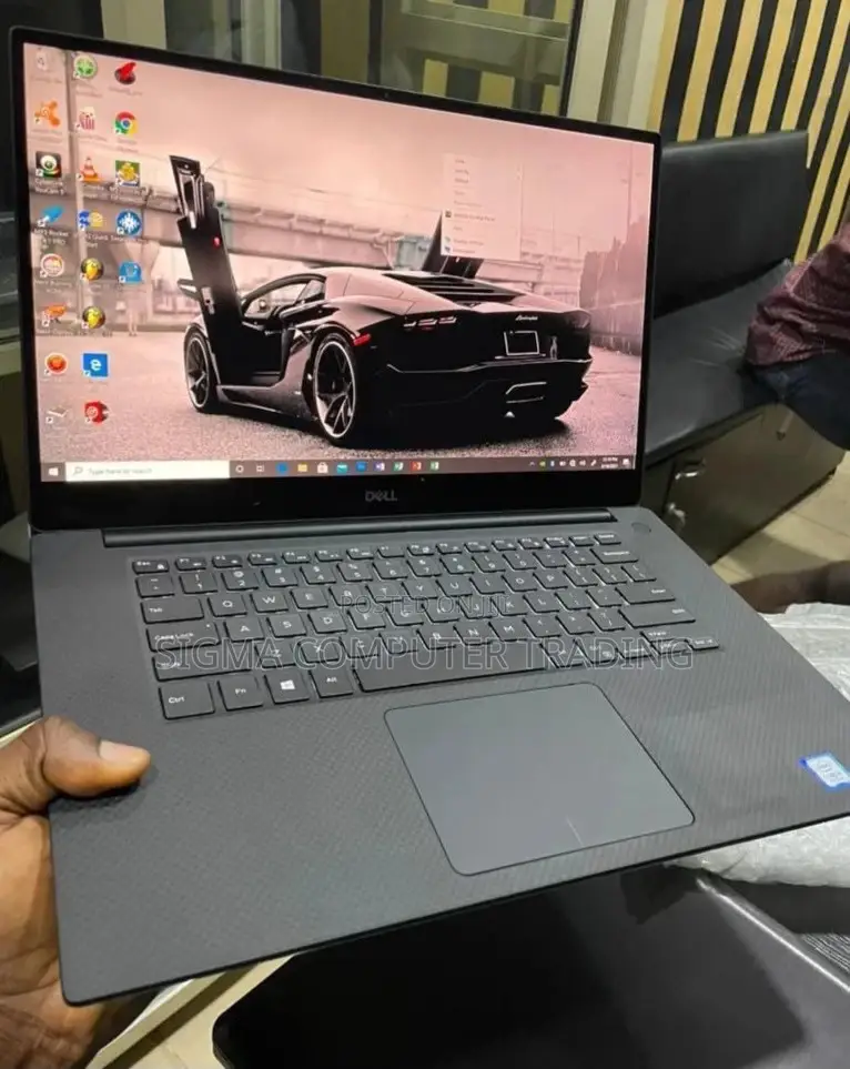 New Laptop Dell Precision 5520 16GB Intel Core I7 SSD 512GB