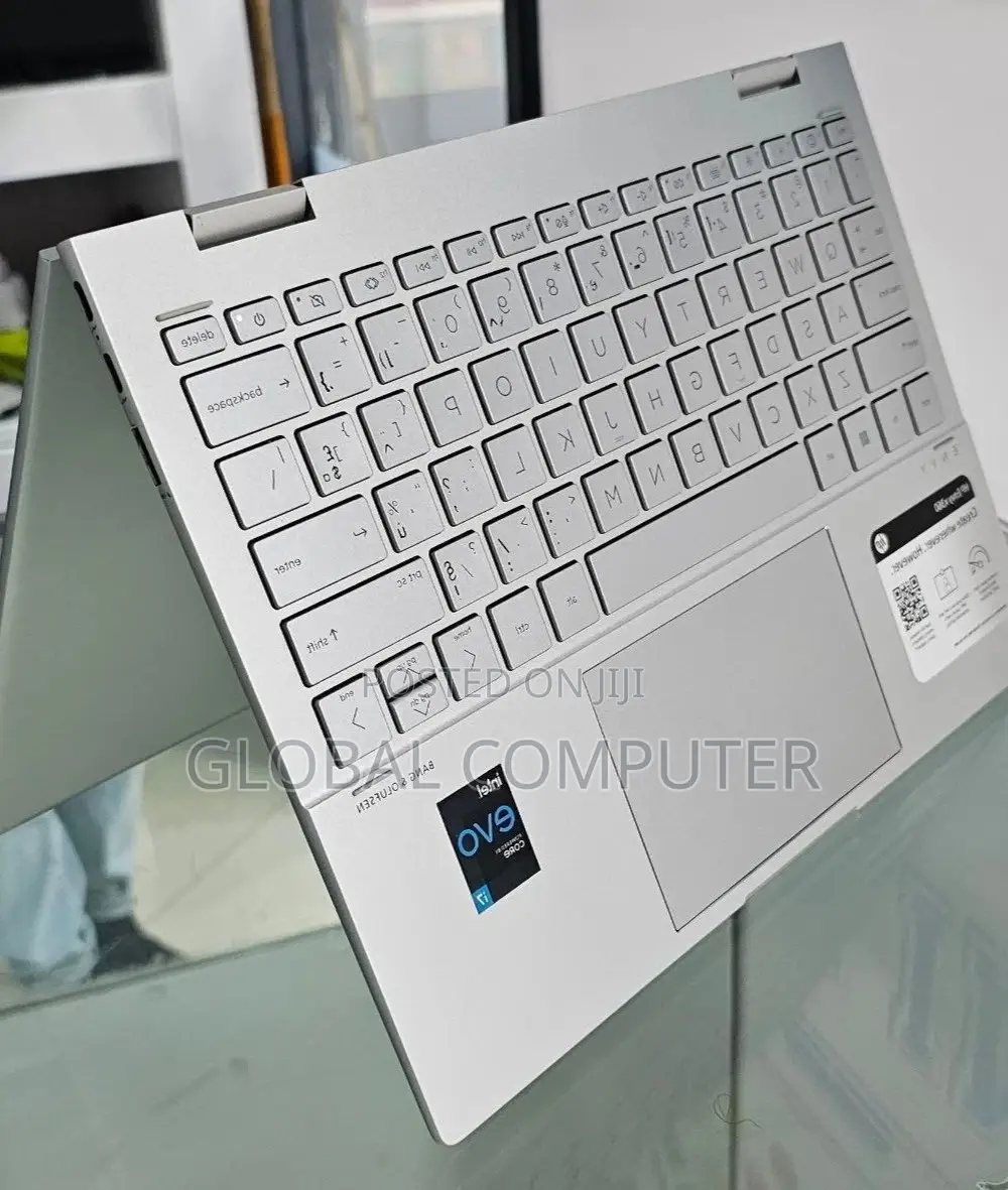 New Laptop HP Envy X360 8GB Intel Core I7 SSD 512GB