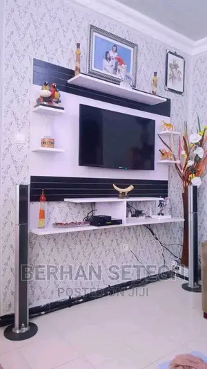 ቤት የማያደምቁ ቲቪ ስታንዶችtv Stands