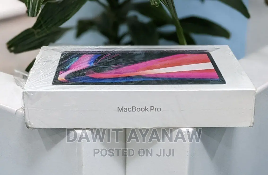 New Laptop Apple MacBook Pro 2020 M1 8GB Apple M1 SSD 512GB