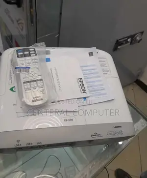 Brand New Epson Projector Eb X39 Model