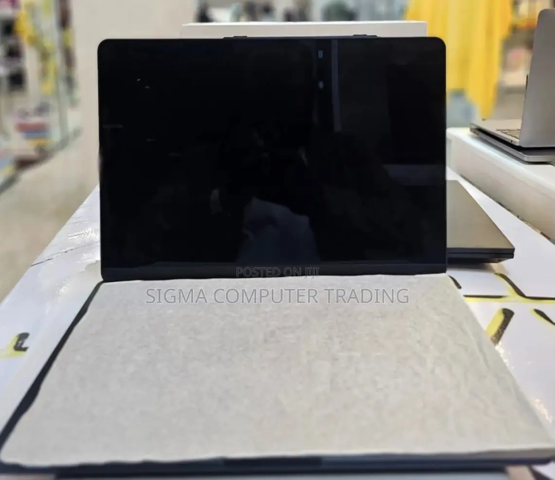 New Laptop Apple MacBook Air 8GB Apple M2 SSD 256GB