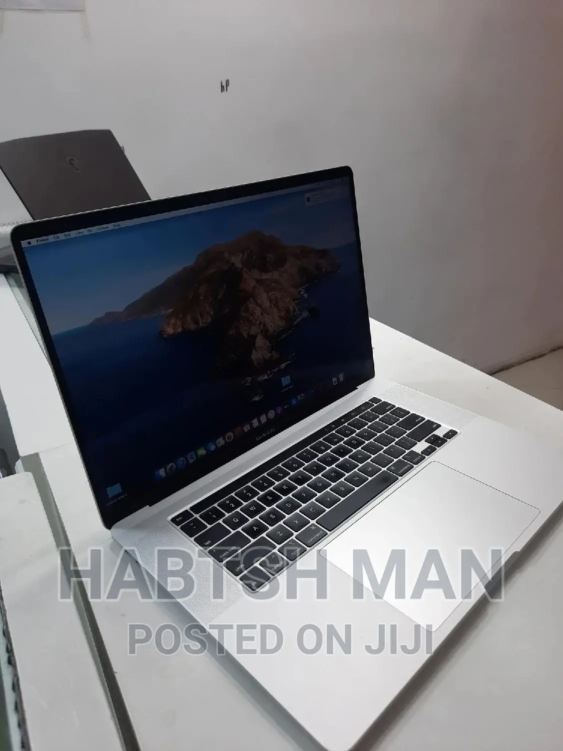 New Laptop Apple MacBook Pro 2019 32GB Intel Core I9 SSD 1T