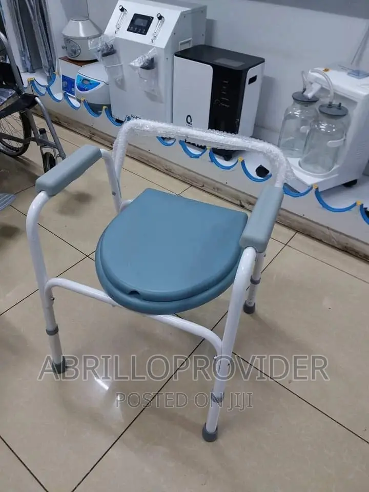 Commode Chair/Foldable/Lightweight/Commode
