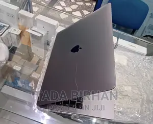 Photo - New Laptop Apple MacBook Pro 2019 8GB Intel Core I5 SSD 256GB