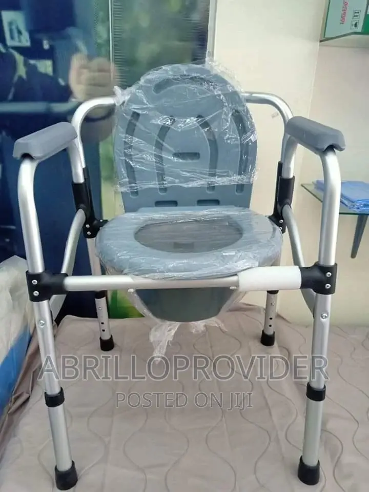 Toilet Commode Chair/ Easily Accessible /