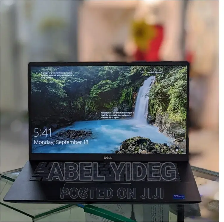 New Laptop Dell 8GB Intel Core I7 SSD 256GB