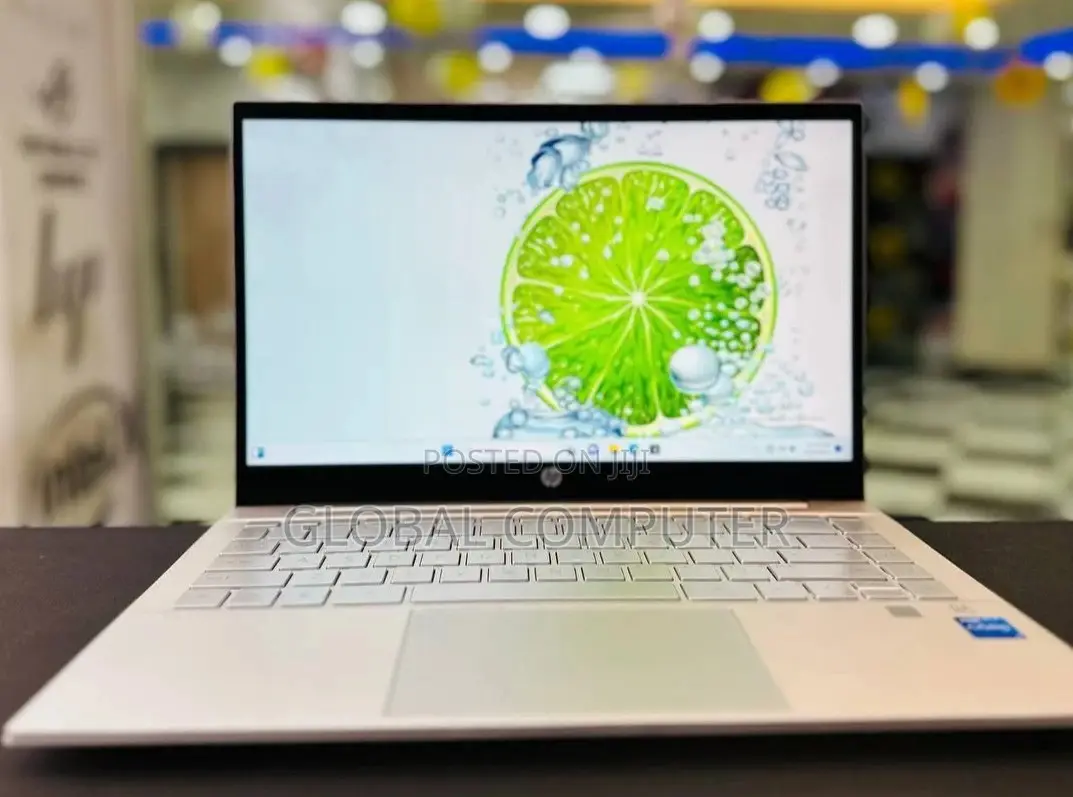 New Laptop HP Pavilion 15-Eh0050wm 16GB Intel Core I7 SSD 512GB