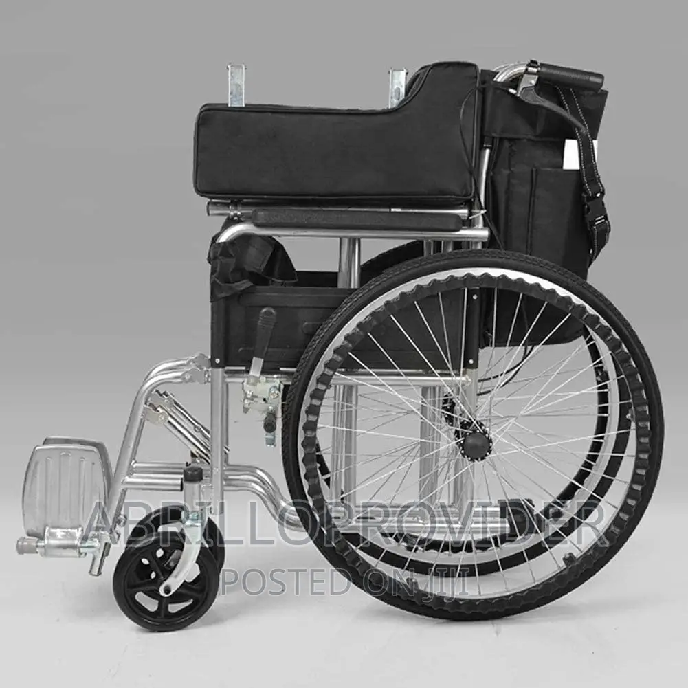የራሱ ፖፖ ያለው አልሙኒየም ዌልቸር Commode Wheelchair