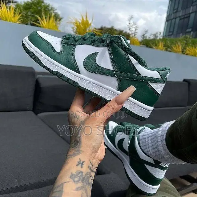 Nike Air Jordan Low