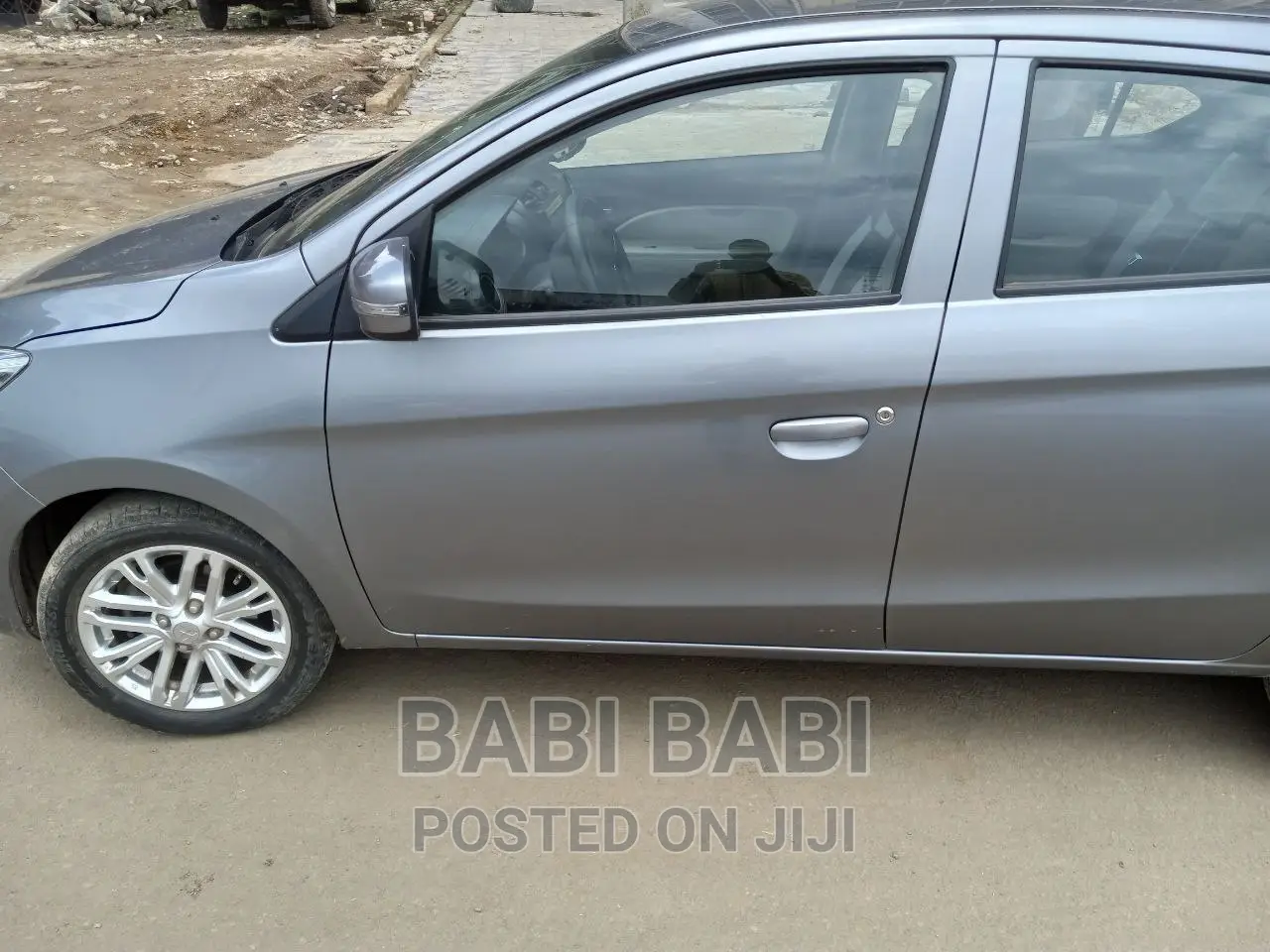 Mitsubishi Attrage 2022 Silver