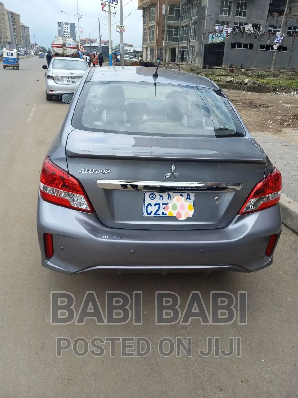 Mitsubishi Attrage 2022 Silver