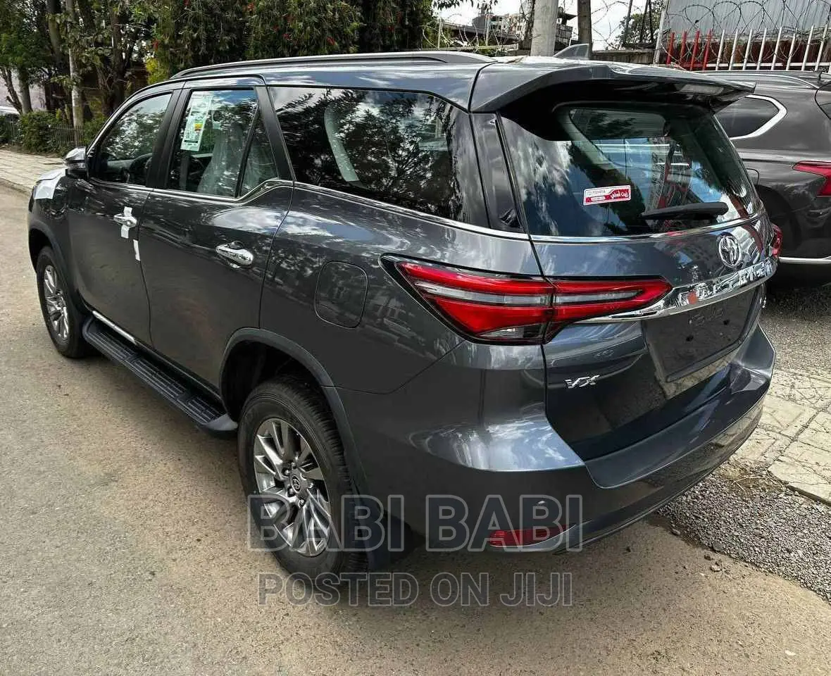 New Toyota Fortuner 2023 Gray