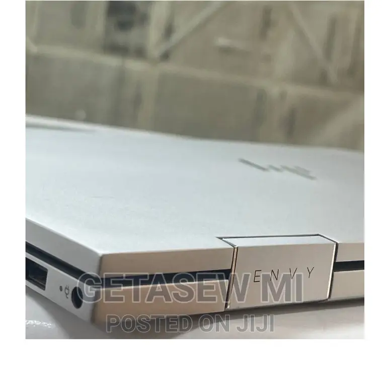 New Laptop HP Envy X360 8GB Intel Core I5 SSD 512GB