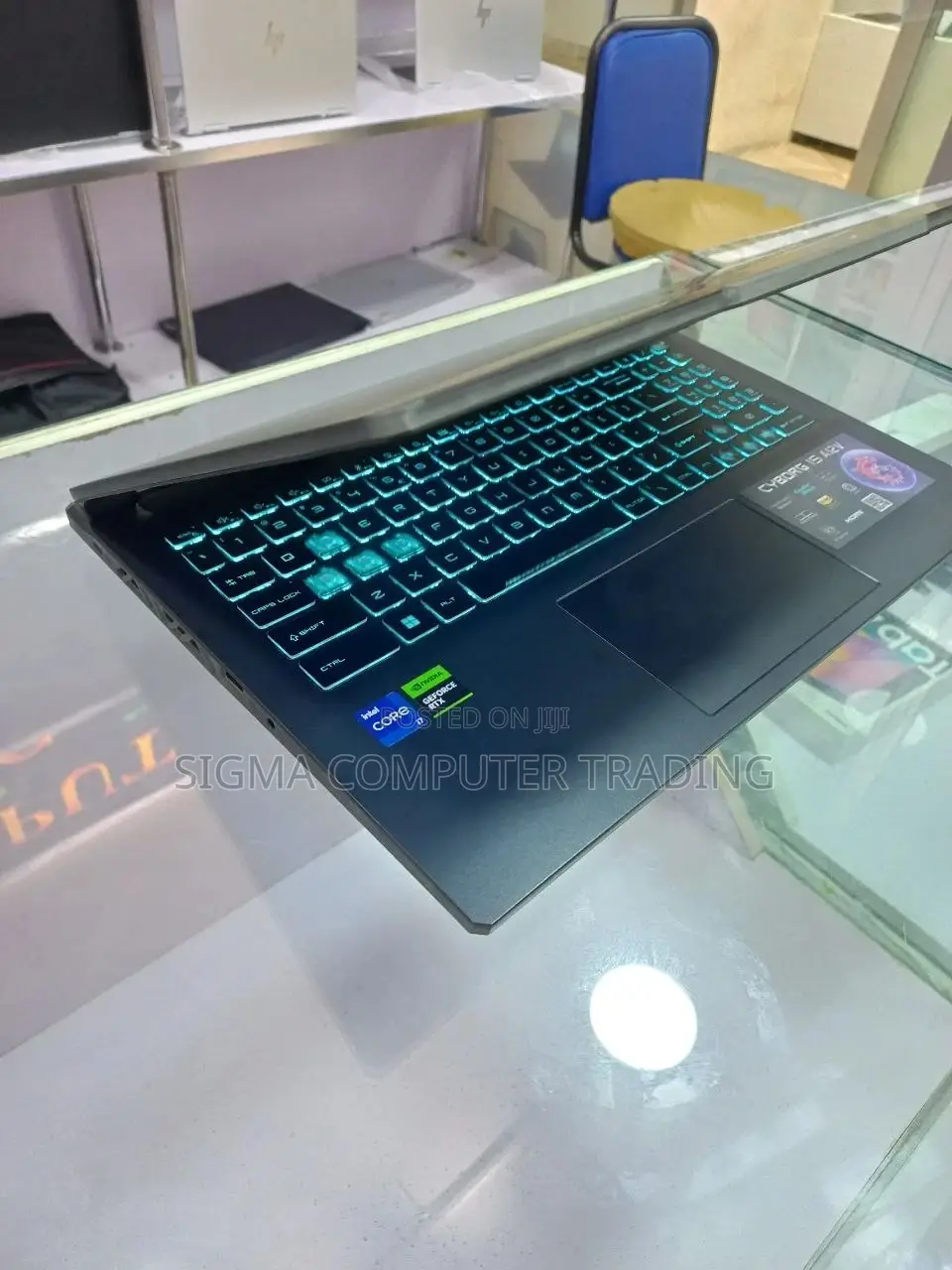 New Laptop MSI MSI Sword 15 8GB Intel Core I7 SSD 512GB