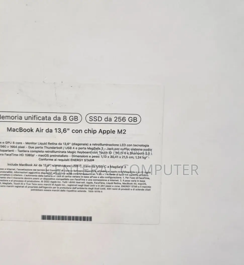 New Laptop Apple MacBook Air 2022 M2 8GB Apple M2 Ultra SSD 256GB