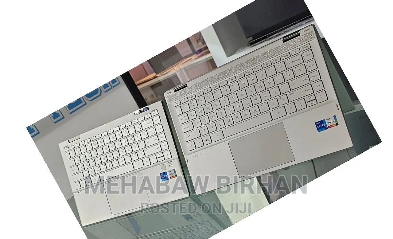 New Laptop HP Pavilion X360 8GB Intel Core I5 SSD 512GB