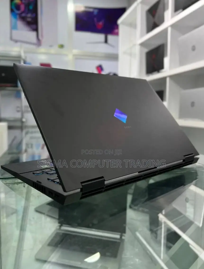 New Laptop HP Omen 17 16GB Intel Core I7 SSD 1T