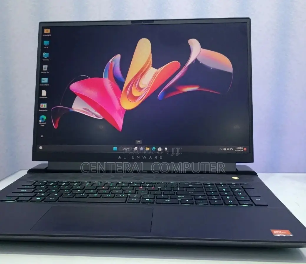 New Laptop Alienware Area-51m 32GB AMD Ryzen 7 SSD 1T