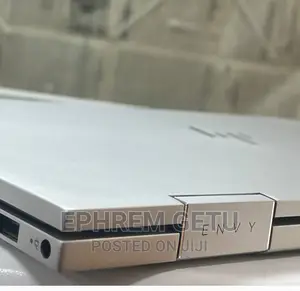 New Laptop HP Envy X360 8GB Intel Core I5 SSD 512GB