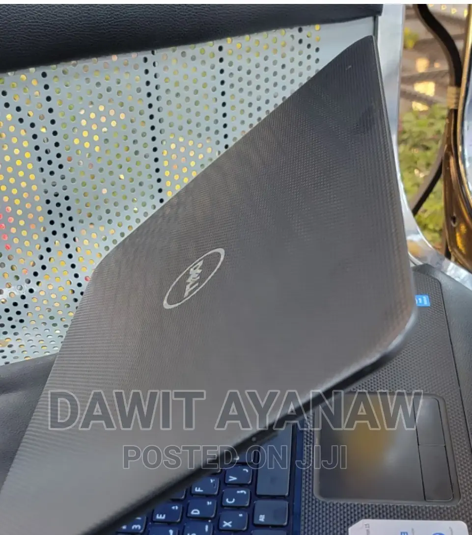 New Laptop Dell 8GB Intel Core I5 SSD 1T