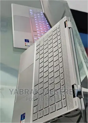 New Laptop HP Pavilion 15 8GB Intel Core I5 SSD 512GB