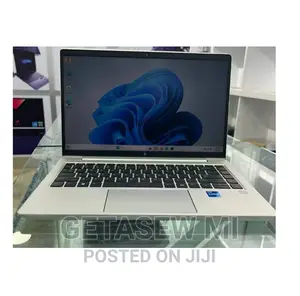 New Laptop HP 8GB Intel Core I5 SSD 512GB