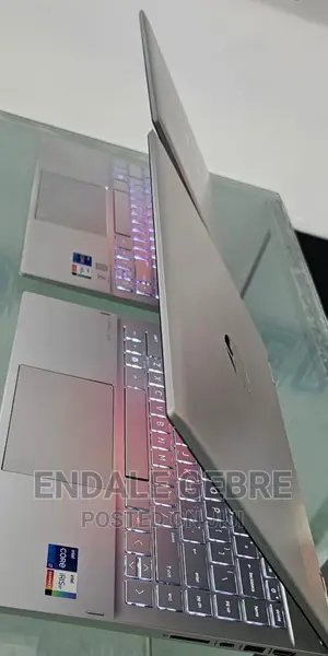 New Laptop HP Pavilion X360 8GB Intel Core I5 SSD 512GB