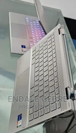 New Laptop HP Pavilion X360 8GB Intel Core I5 SSD 512GB