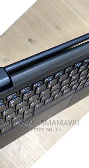 New Laptop Lenovo ThinkPad Yoga 370 8GB Intel Core I3 SSD 128GB