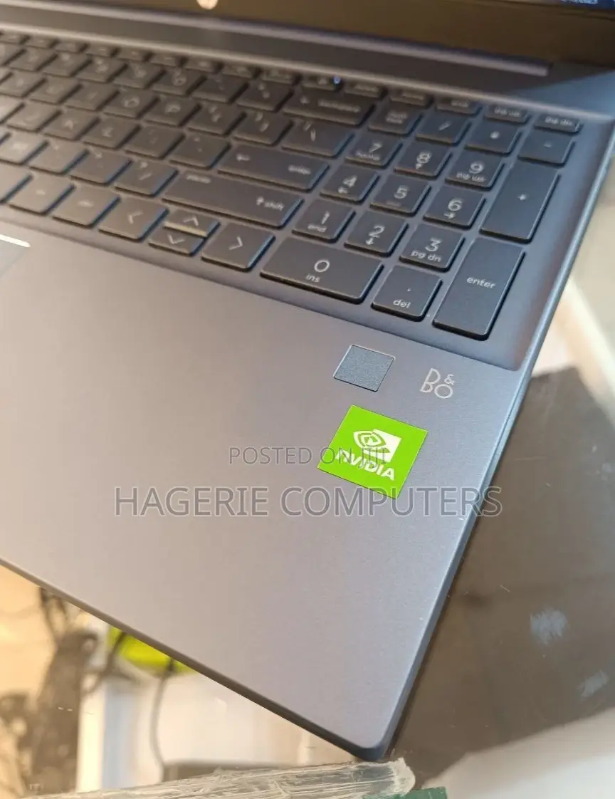 New Laptop HP Pavilion 15 8GB Intel Core I7 SSD 512GB