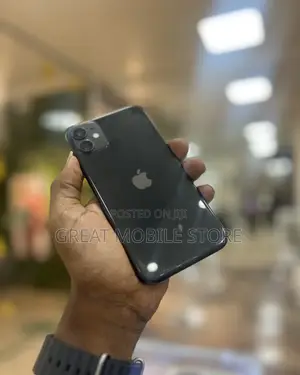 Photo - Apple iPhone 11 64 GB Black