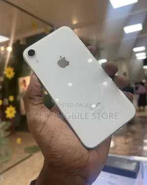 Apple iPhone XR 64 GB Silver
