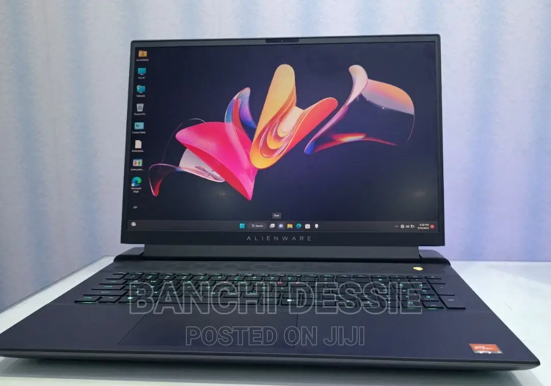 New Laptop Alienware M17x R2 32GB AMD Ryzen 9 SSD 1T