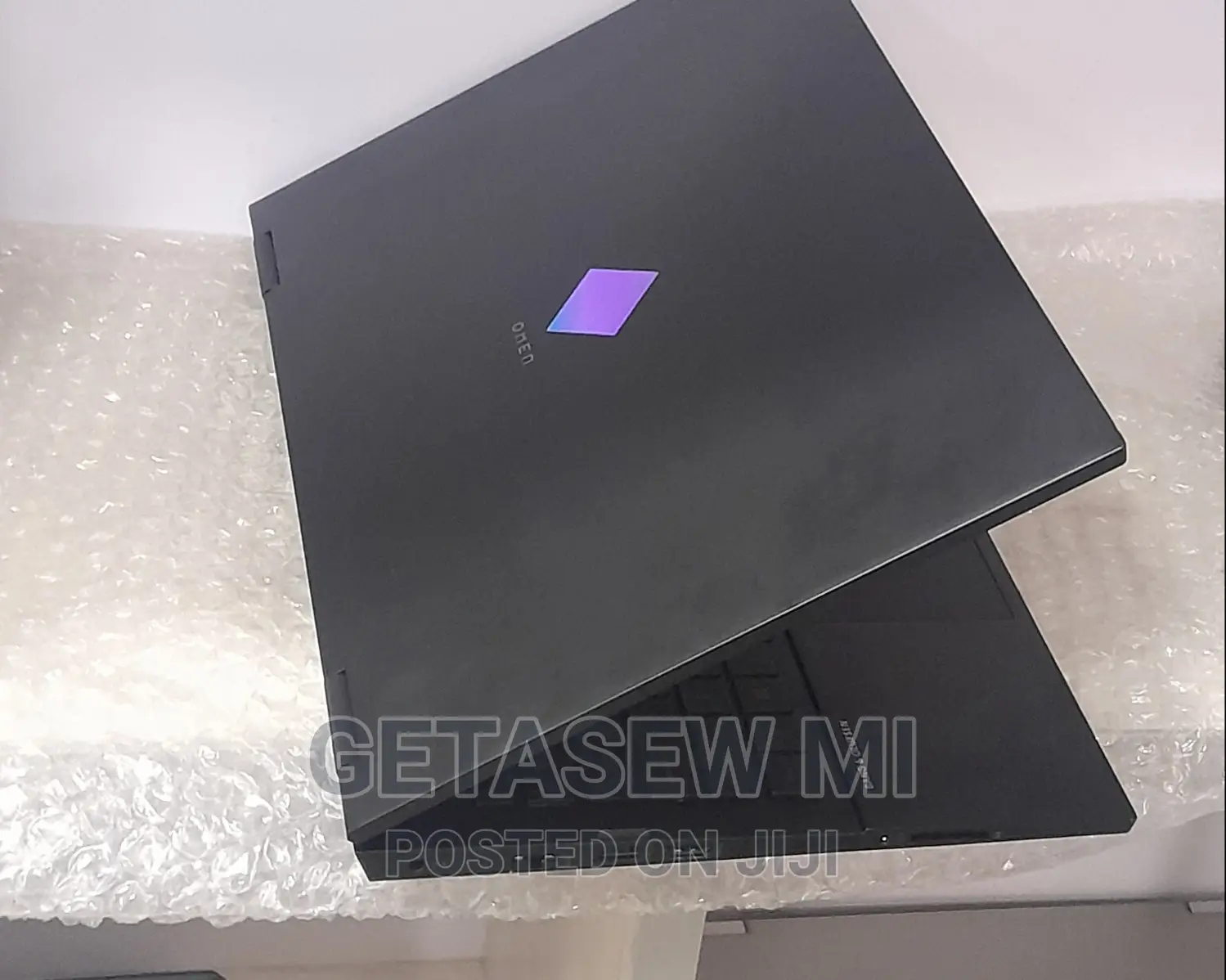 New Laptop HP Omen 15 16GB AMD Ryzen 7 SSD 1T