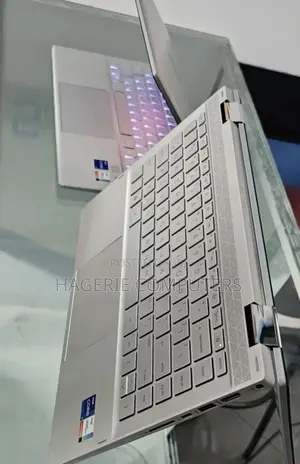 New Laptop HP Pavilion 13 8GB Intel Core I5 SSD 512GB