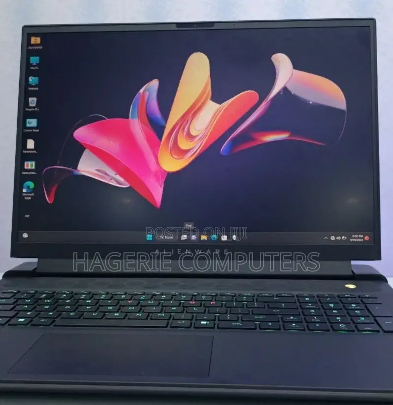 New Laptop Alienware M17x R2 32GB AMD Ryzen 9 SSD 1T
