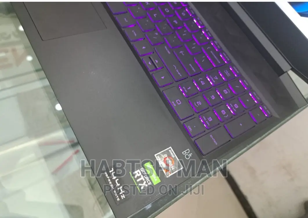 New Laptop HP Pavilion 15 8GB AMD Ryzen 5 SSD 512GB