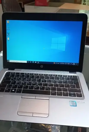 Photo - New Laptop HP EliteBook 820 G4 8GB Intel Core I5 SSD 256GB