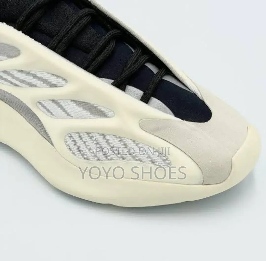 Adidas Yizziy