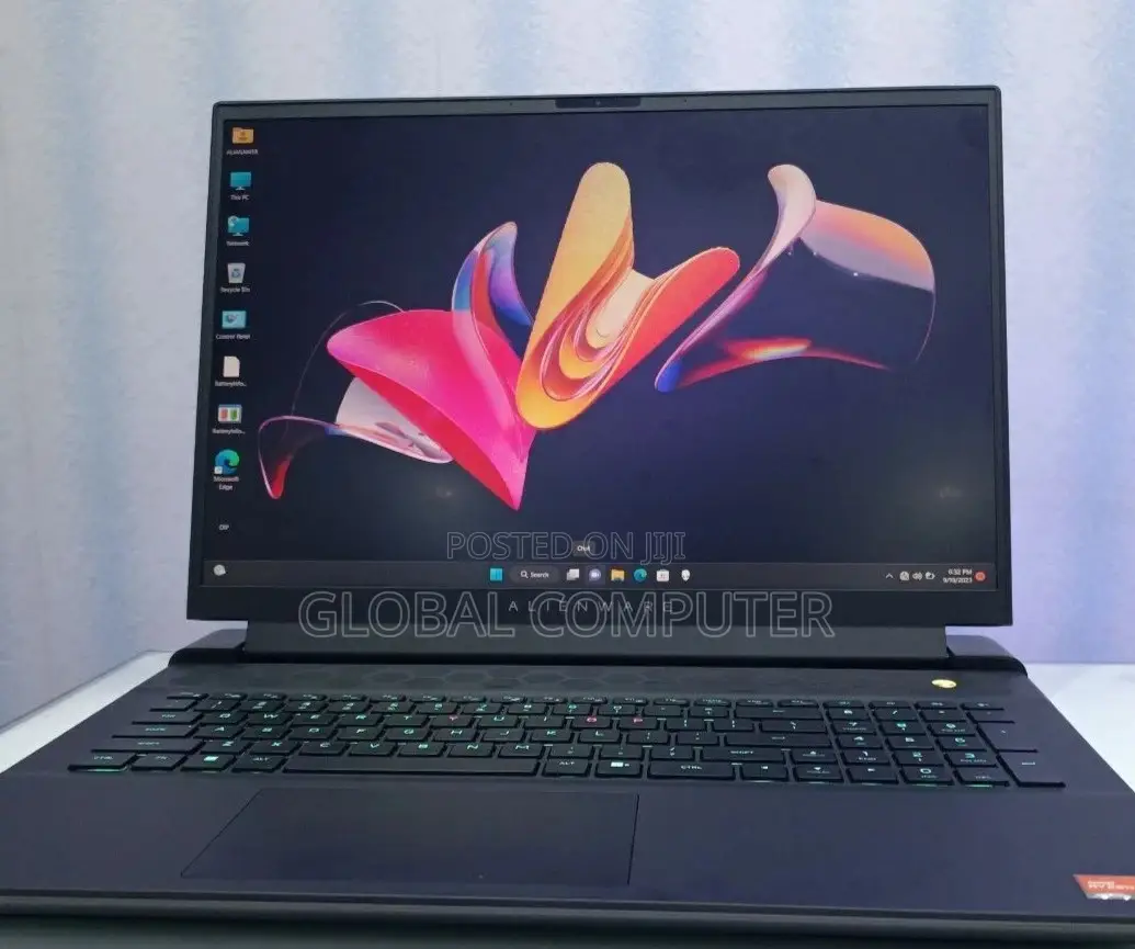 New Laptop Alienware M17x R2 32GB AMD Ryzen 9 SSD 512GB