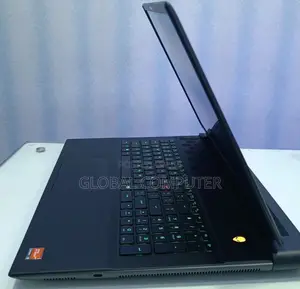 New Laptop Alienware M17x R2 32GB AMD Ryzen 9 SSD 512GB