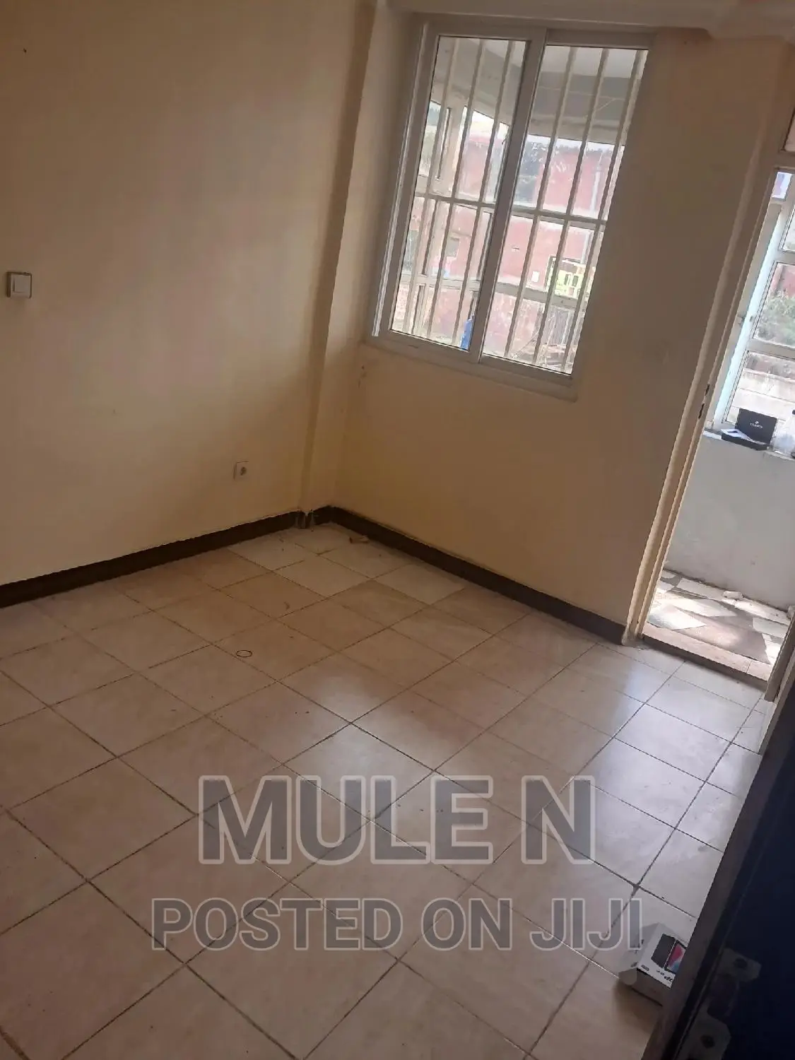 Furnished 2bdrm Condo in አየት ጣፎ ኮንደሚኒየም, Yeka for sale