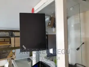 New Laptop Lenovo ThinkPad X1 Carbon 8GB Intel Core I7 SSD 512GB