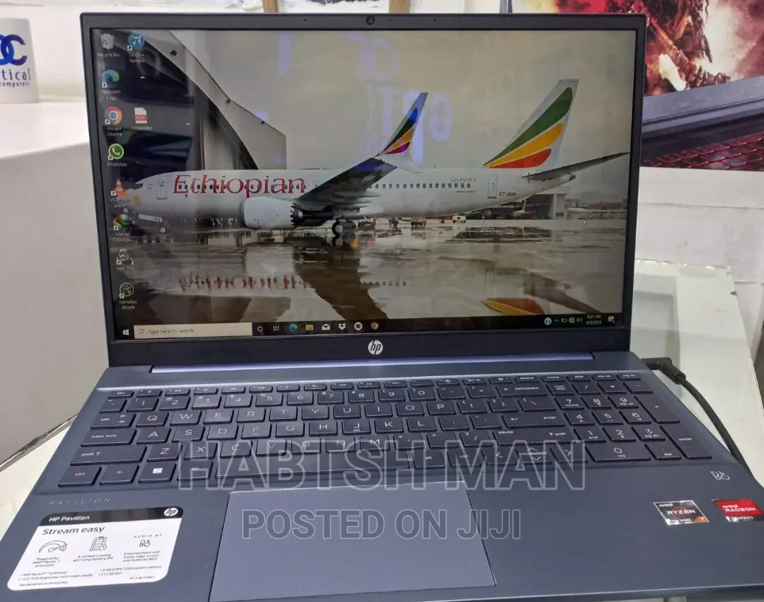 New Laptop HP Pavilion 15 8GB AMD Ryzen 7 SSD 512GB