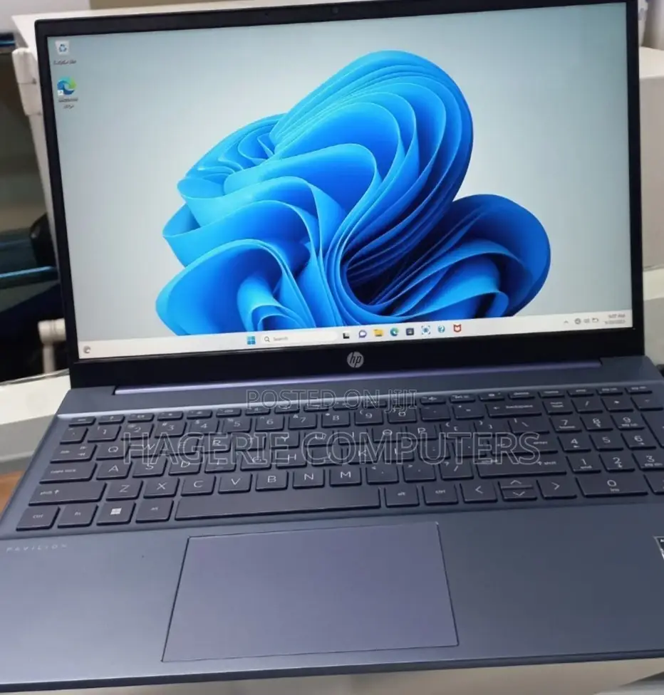 New Laptop HP Pavilion 14-Ce3064st 8GB AMD Ryzen 5 SSD 512GB