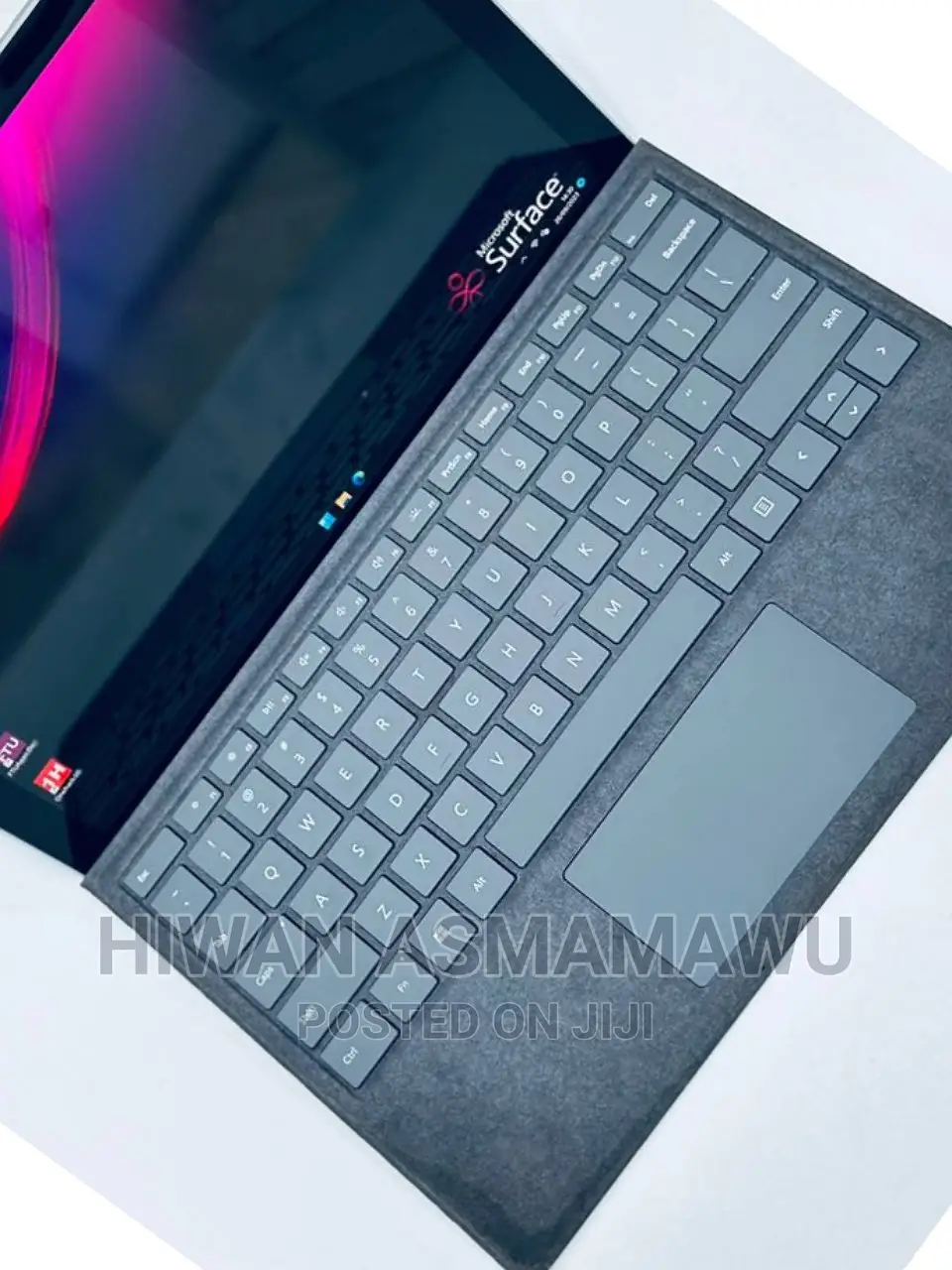 New Laptop Microsoft Surface 8GB Intel Core I5 SSD 256GB